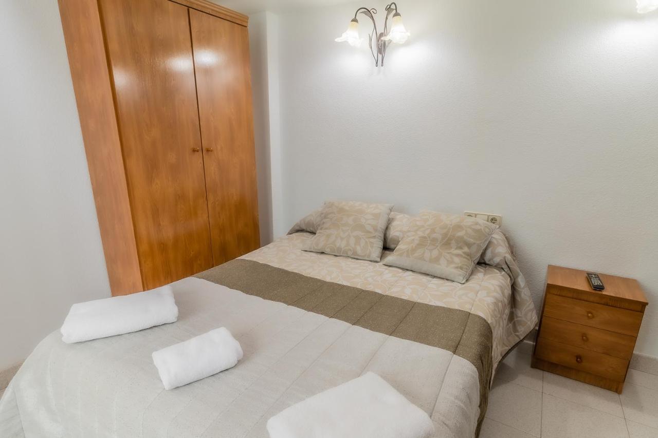 Hostal - Restaurante La Buena Villa By Vivere Stays Villalonquejar Экстерьер фото